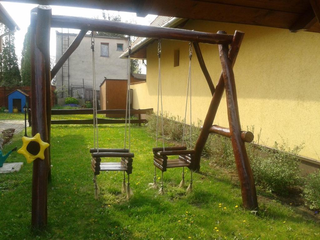 Imre Apartman Hajduszoboszlo Exterior foto