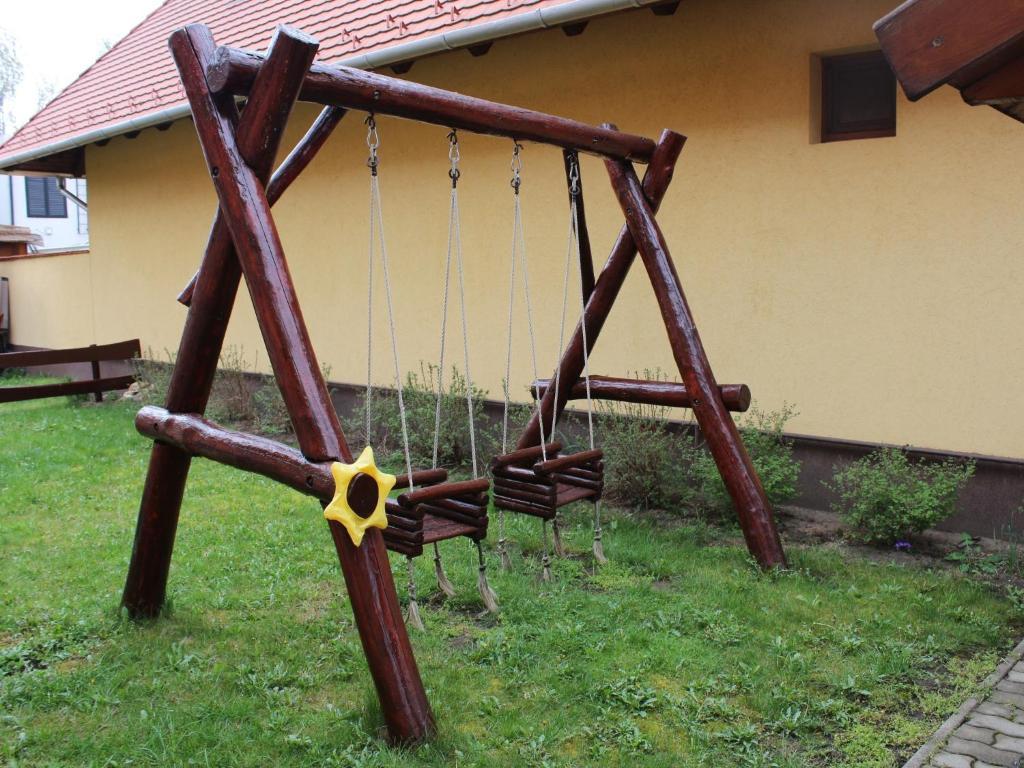 Imre Apartman Hajduszoboszlo Exterior foto